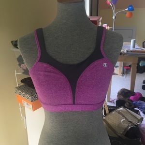 NWOT Champion spot comfort bra in 34C